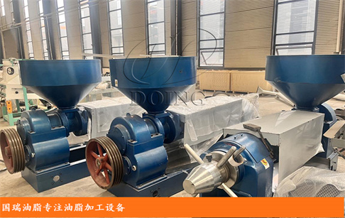 怎么控制榨油機(jī)餅中殘油率和餅的厚度?